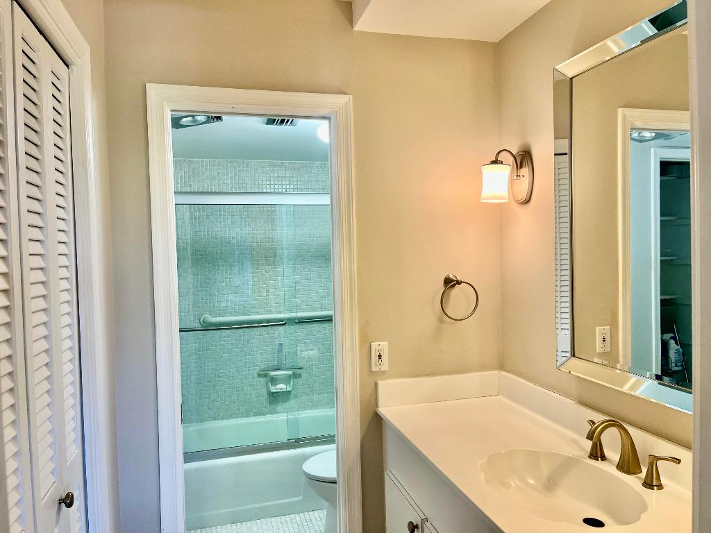 ATLANTIS SHERBROOKE VILLAS CONDO - Residential