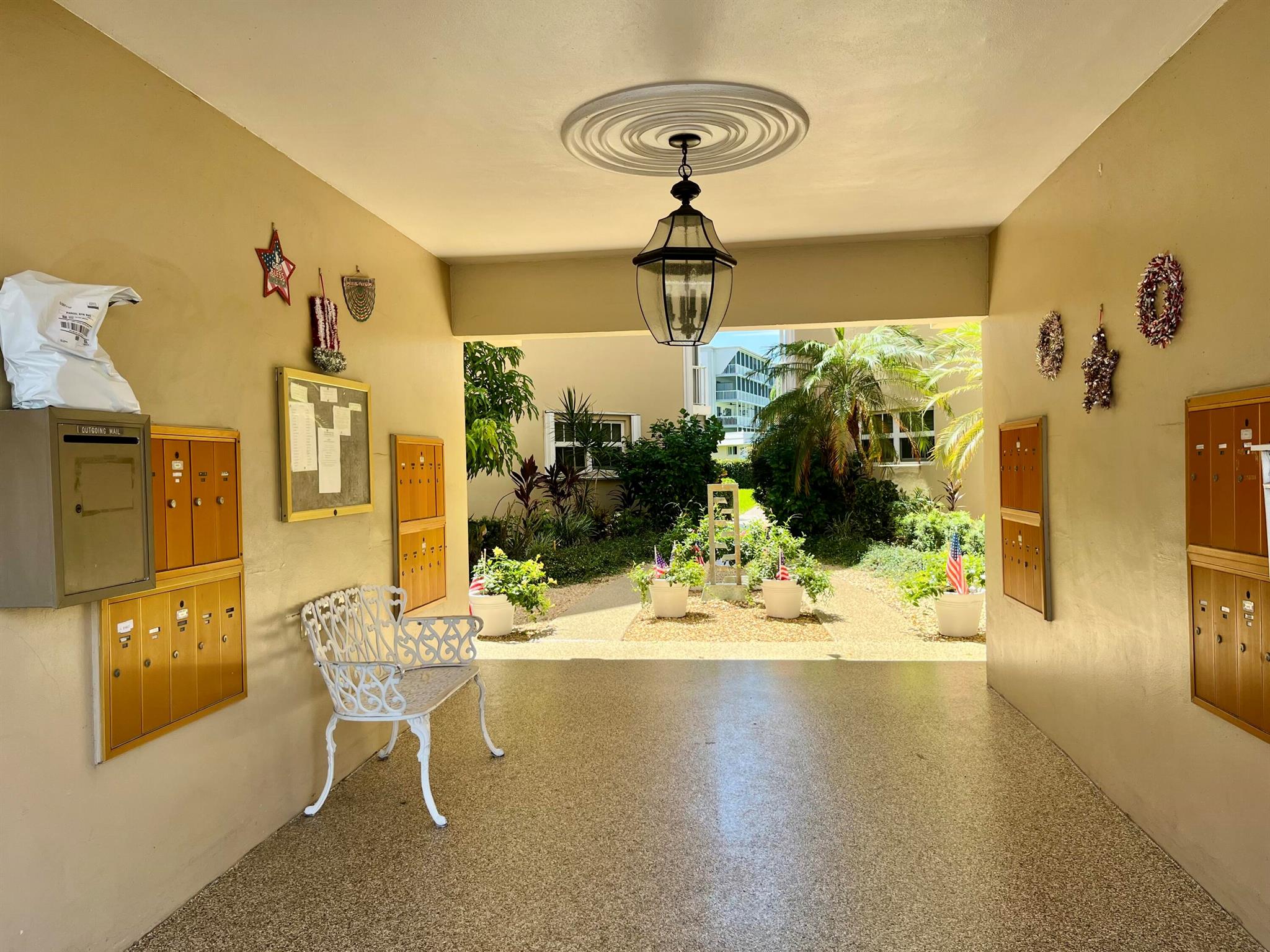 ATLANTIS SHERBROOKE VILLA - Residential