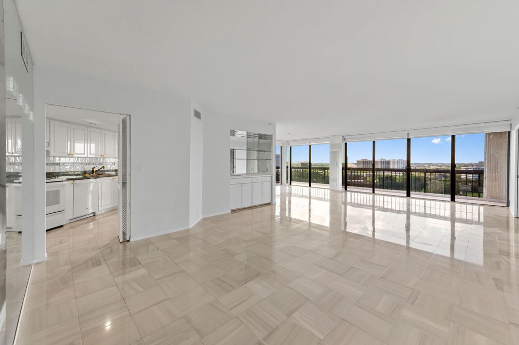 Photo of 1900 Consulate Place #1004, West Palm Beach, FL 33401 (MLS # B26048936)