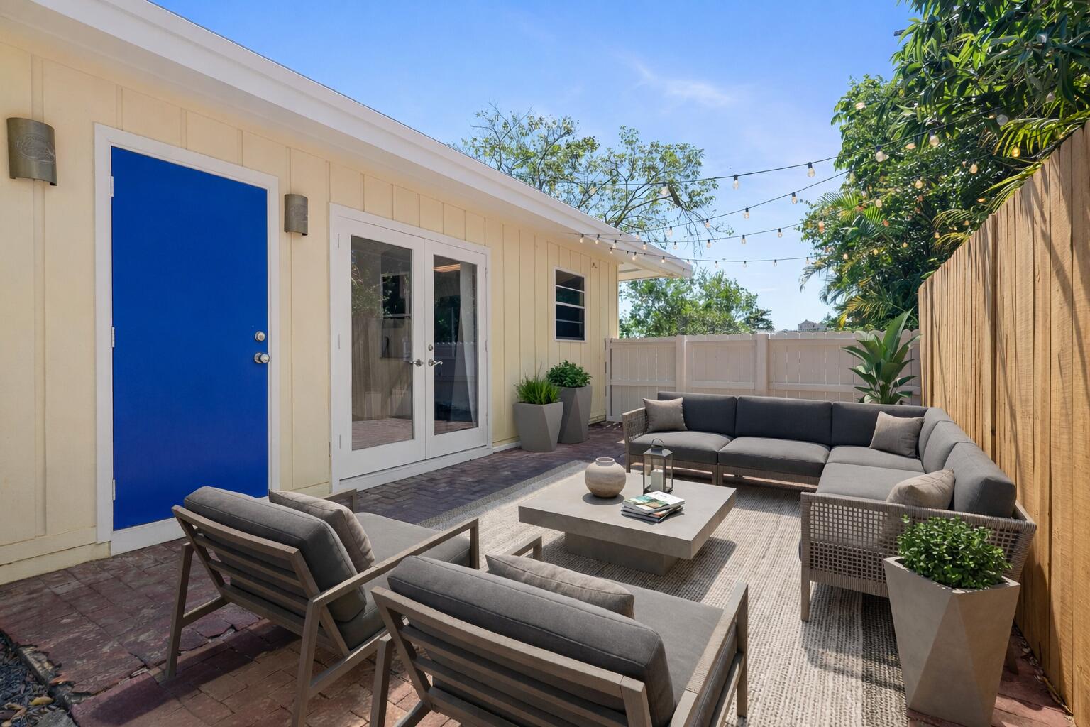 COUNTRY CLUB ACRES 5 - Residential