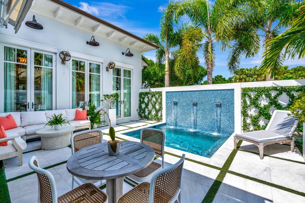 Photo of 106 Micco Circle, Jupiter, FL 33458 (MLS # R11151367)