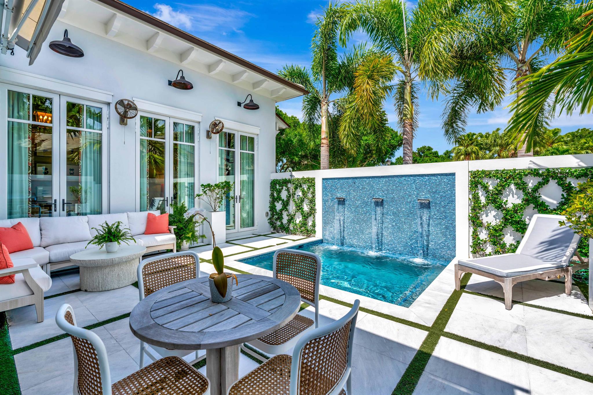 THE LOXAHATCHEE CLUB - Residential