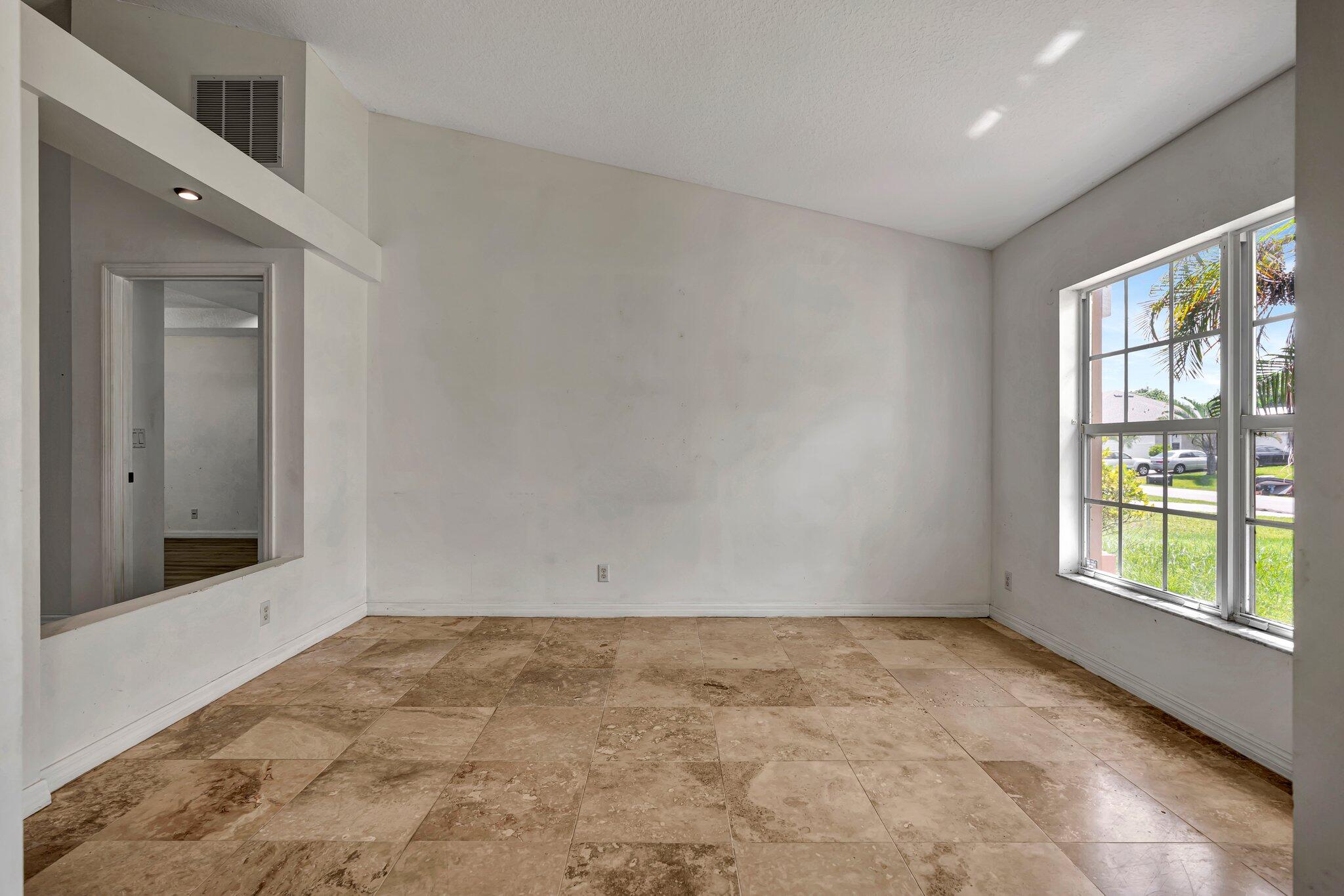 PORT ST LUCIE SECTION 16 - Residential Lease