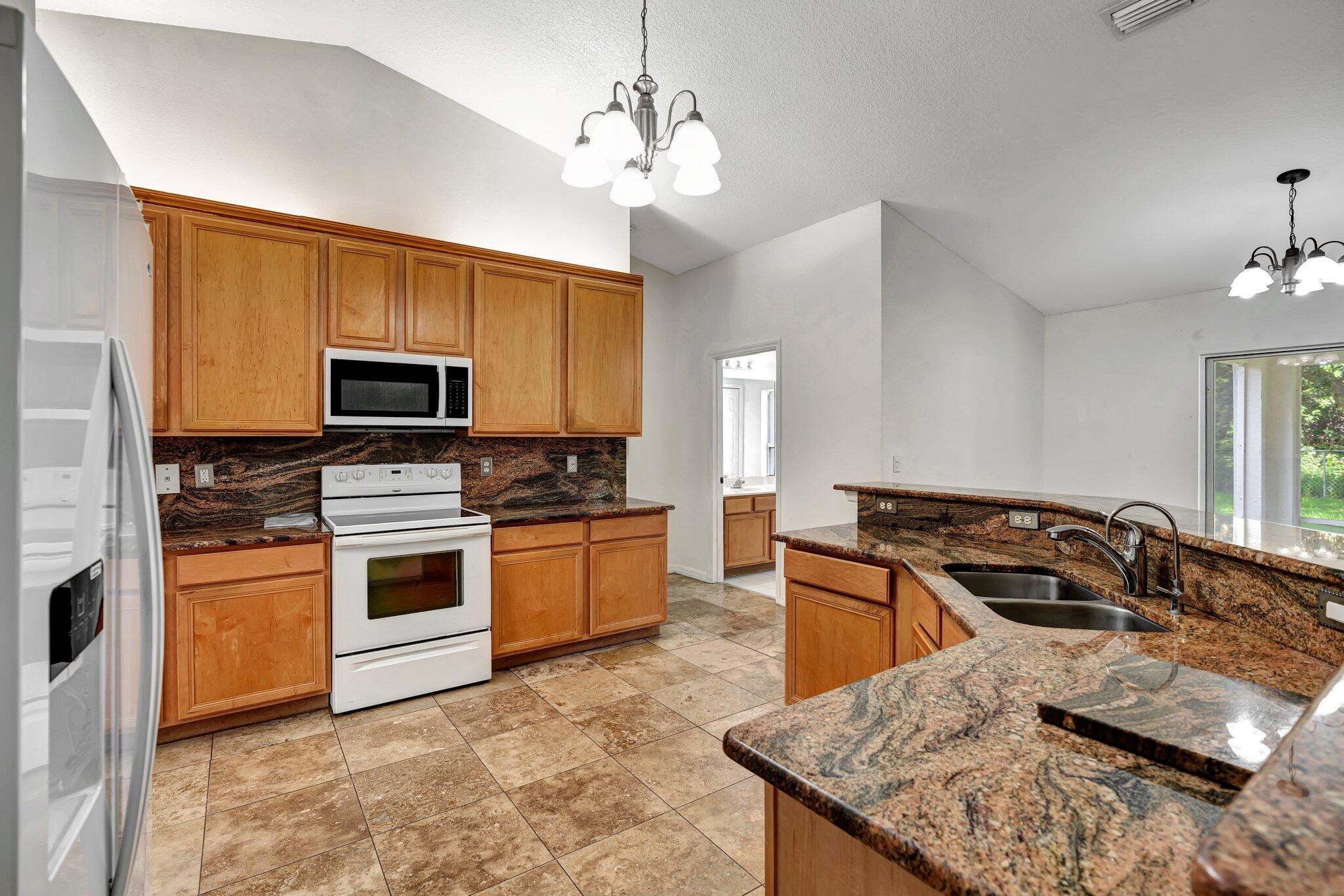 PORT ST LUCIE SECTION 16 - Residential Lease