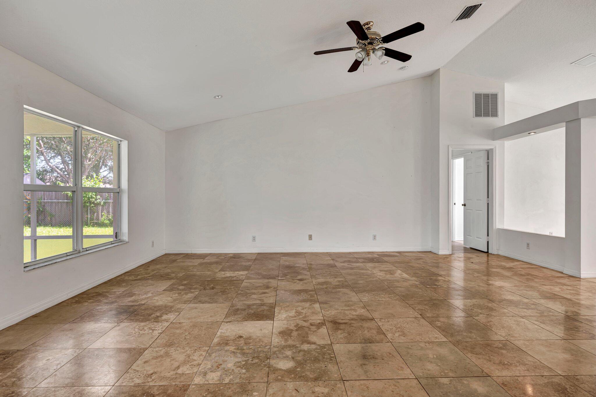 PORT ST LUCIE SECTION 16 - Residential Lease