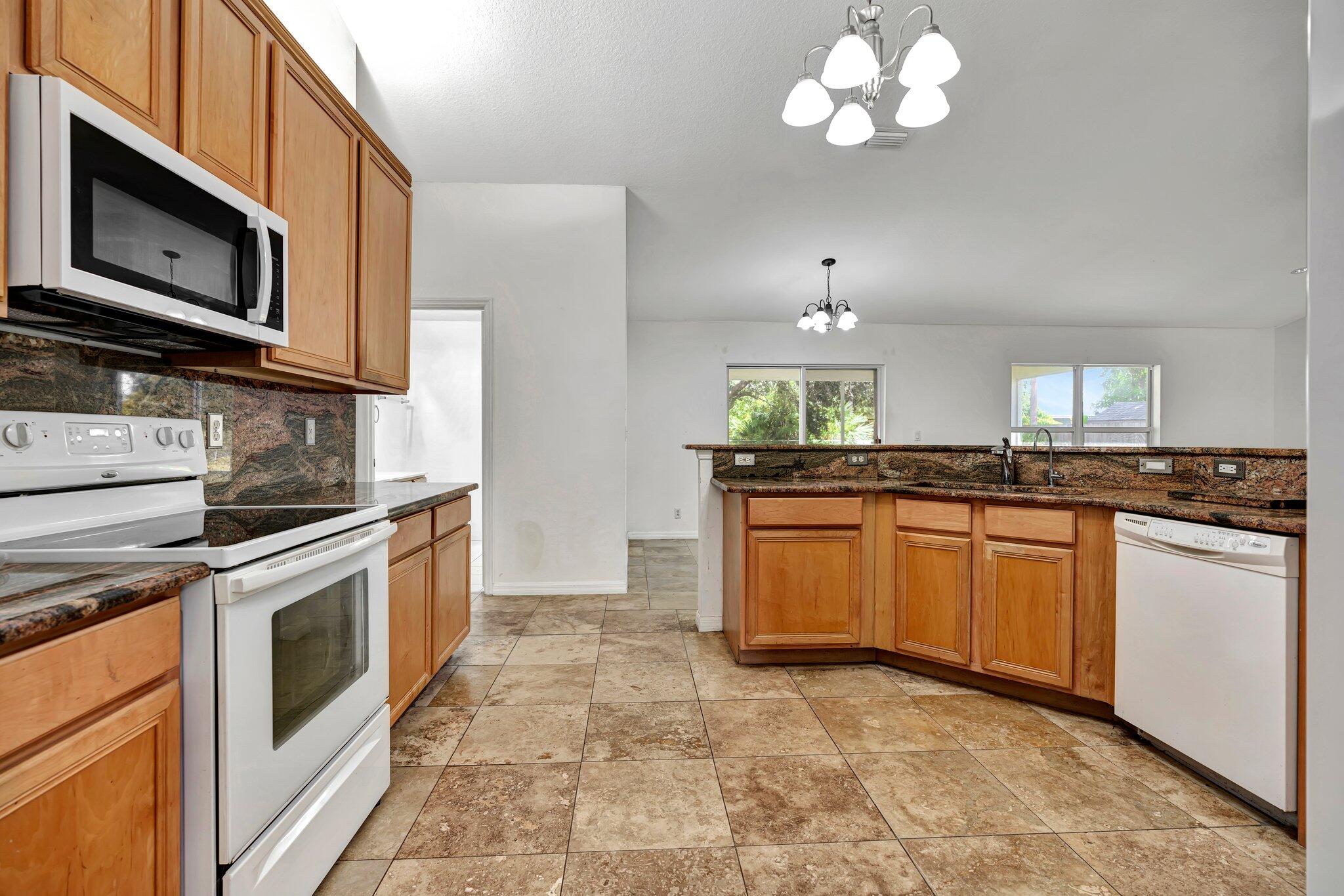 PORT ST LUCIE SECTION 16 - Residential Lease