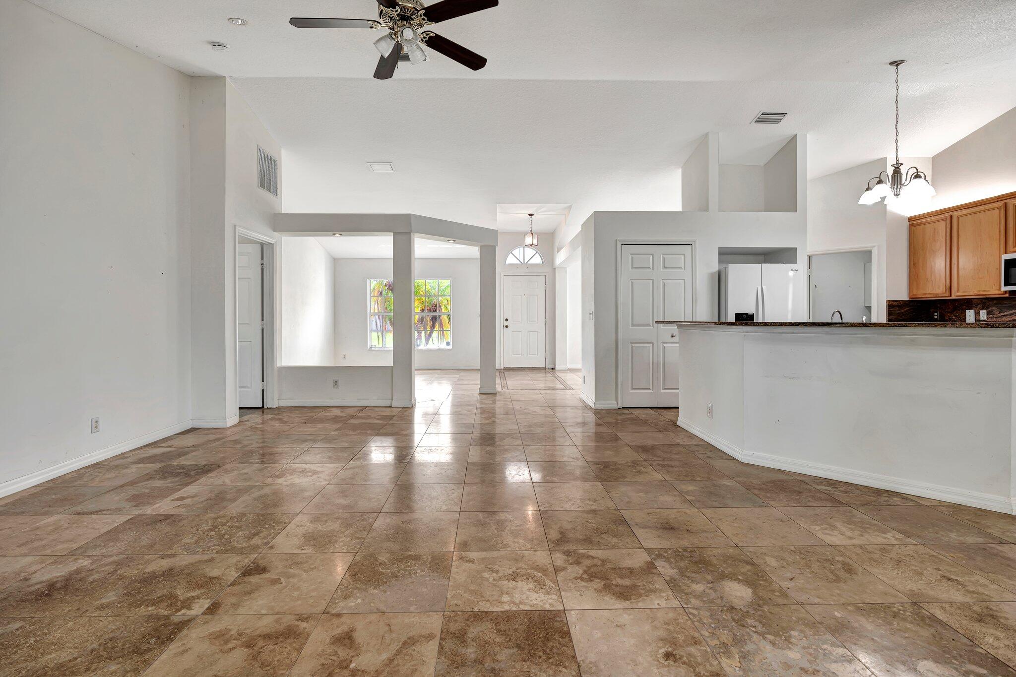 PORT ST LUCIE SECTION 16 - Residential Lease