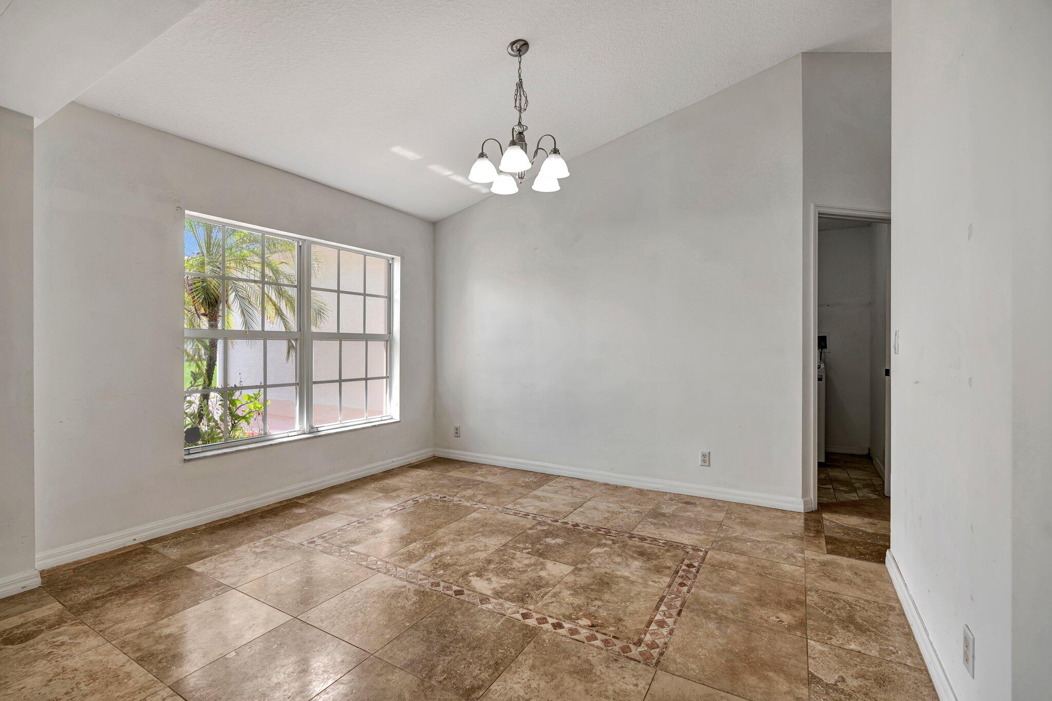 PORT ST LUCIE SECTION 16 - Residential Lease