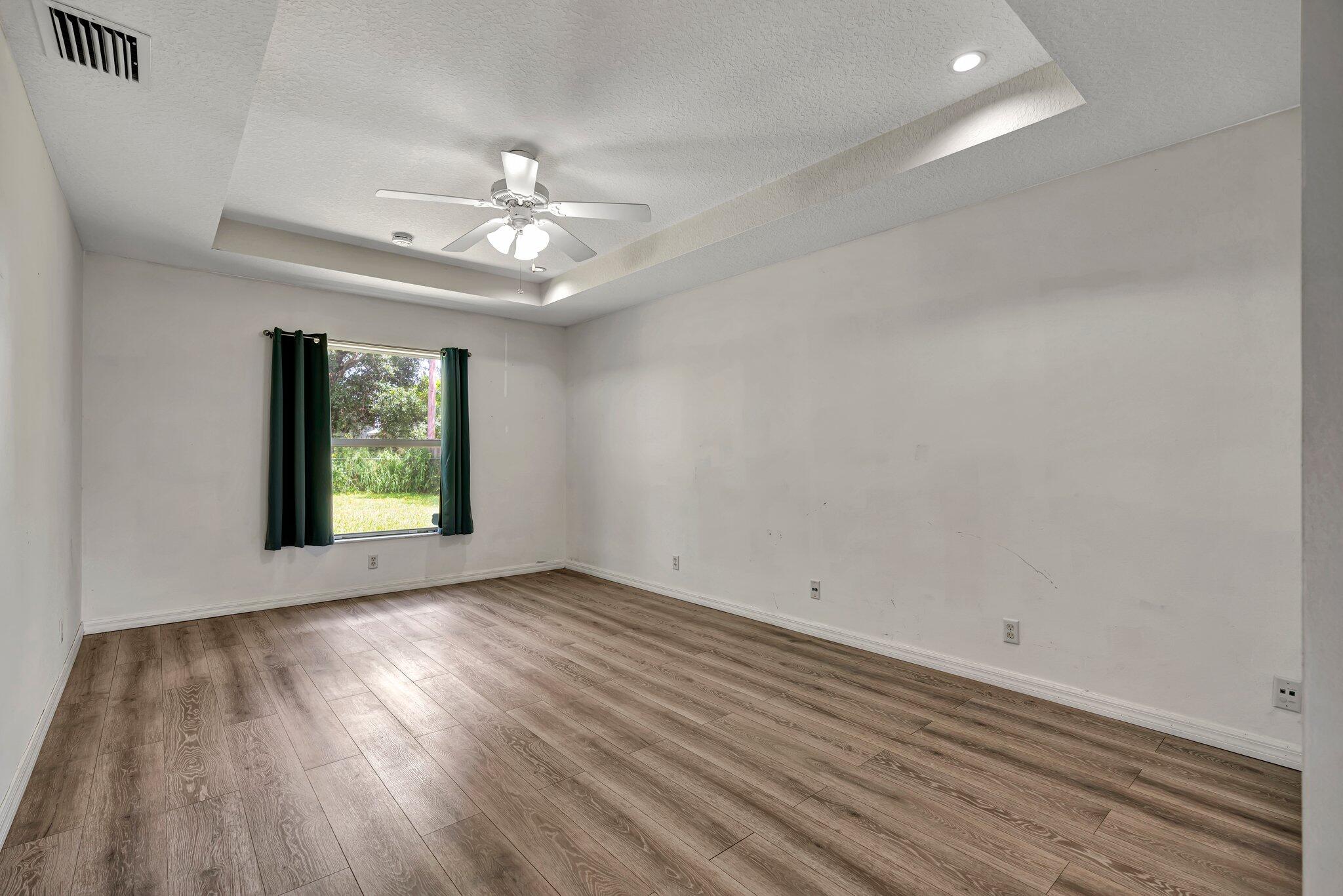 PORT ST LUCIE SECTION 16 - Residential Lease