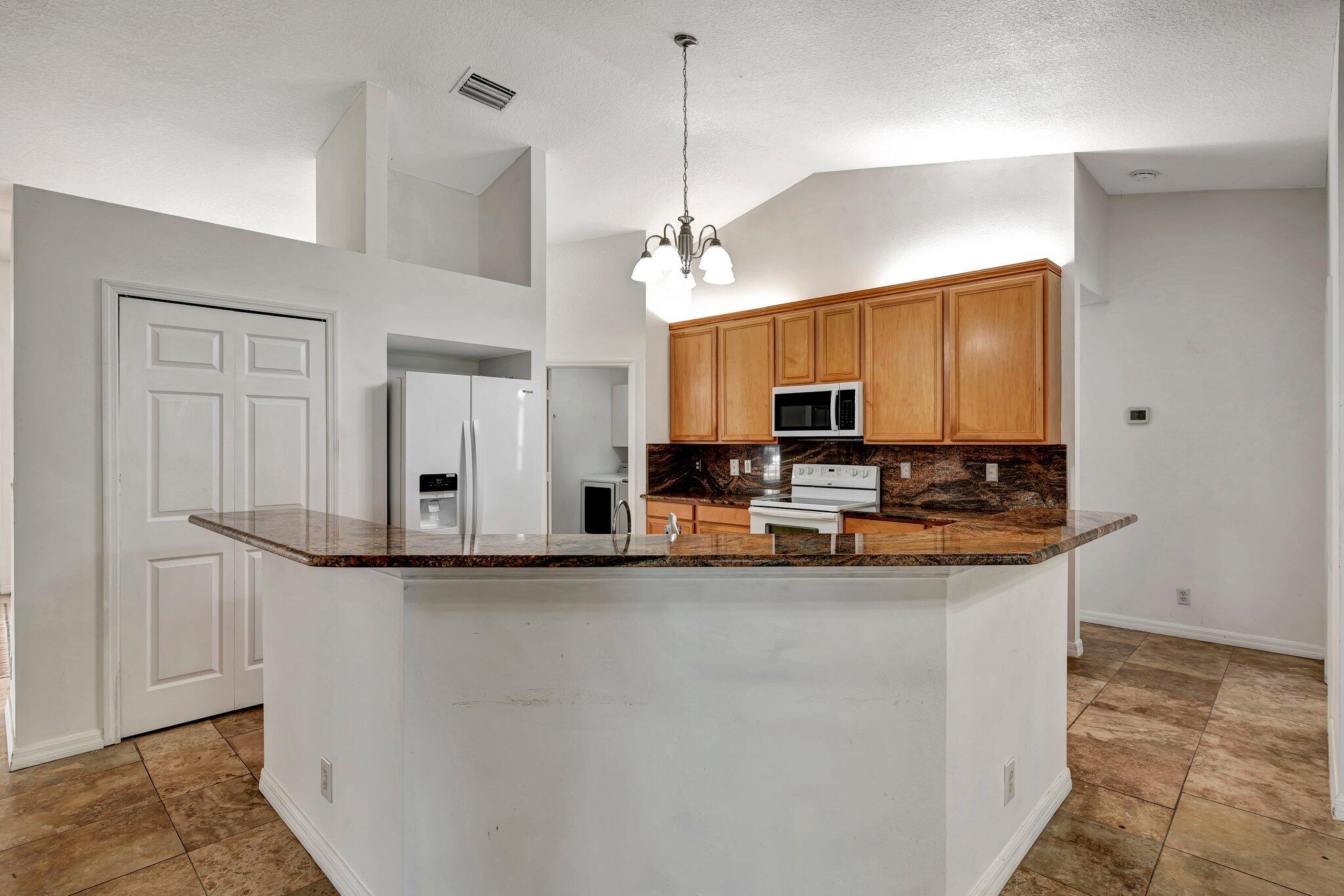 PORT ST LUCIE SECTION 16 - Residential Lease