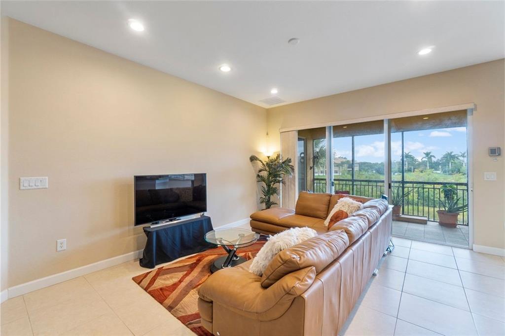 Cypress Pointe/ Heron Bay - Residential