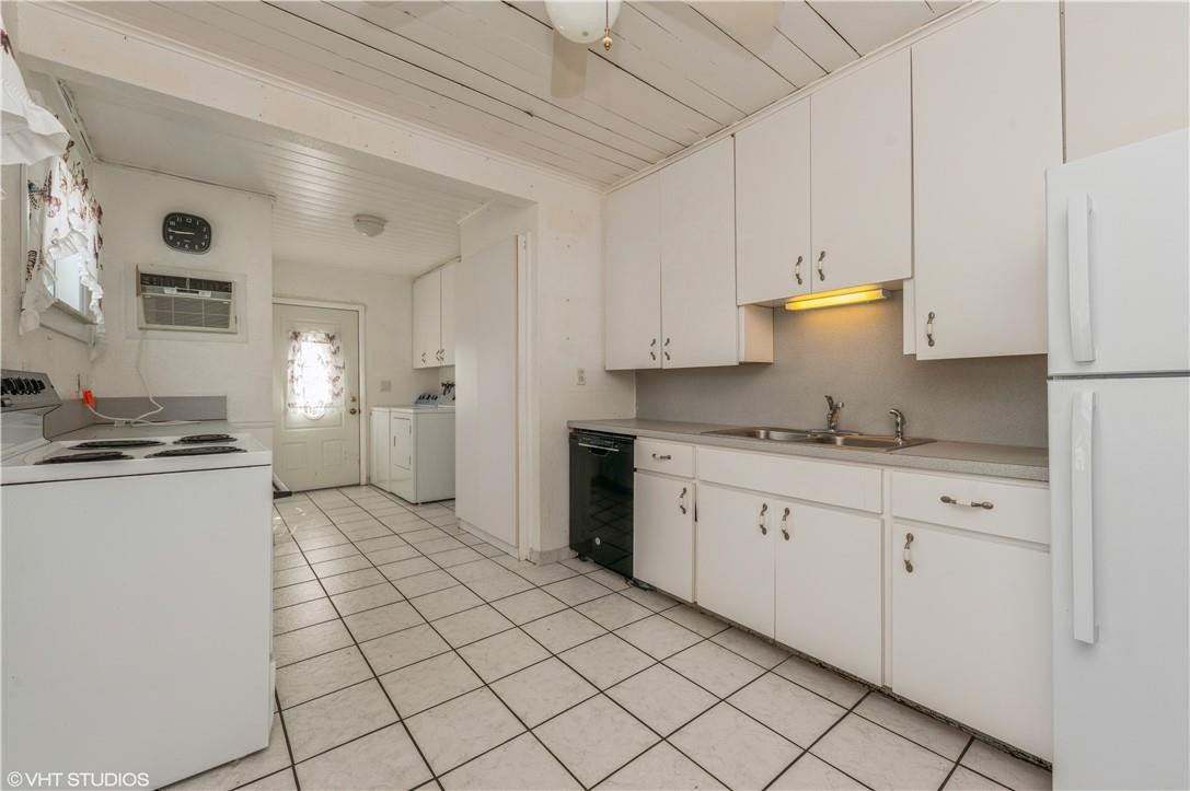 Pine Crest First Add 7-34 - Residential