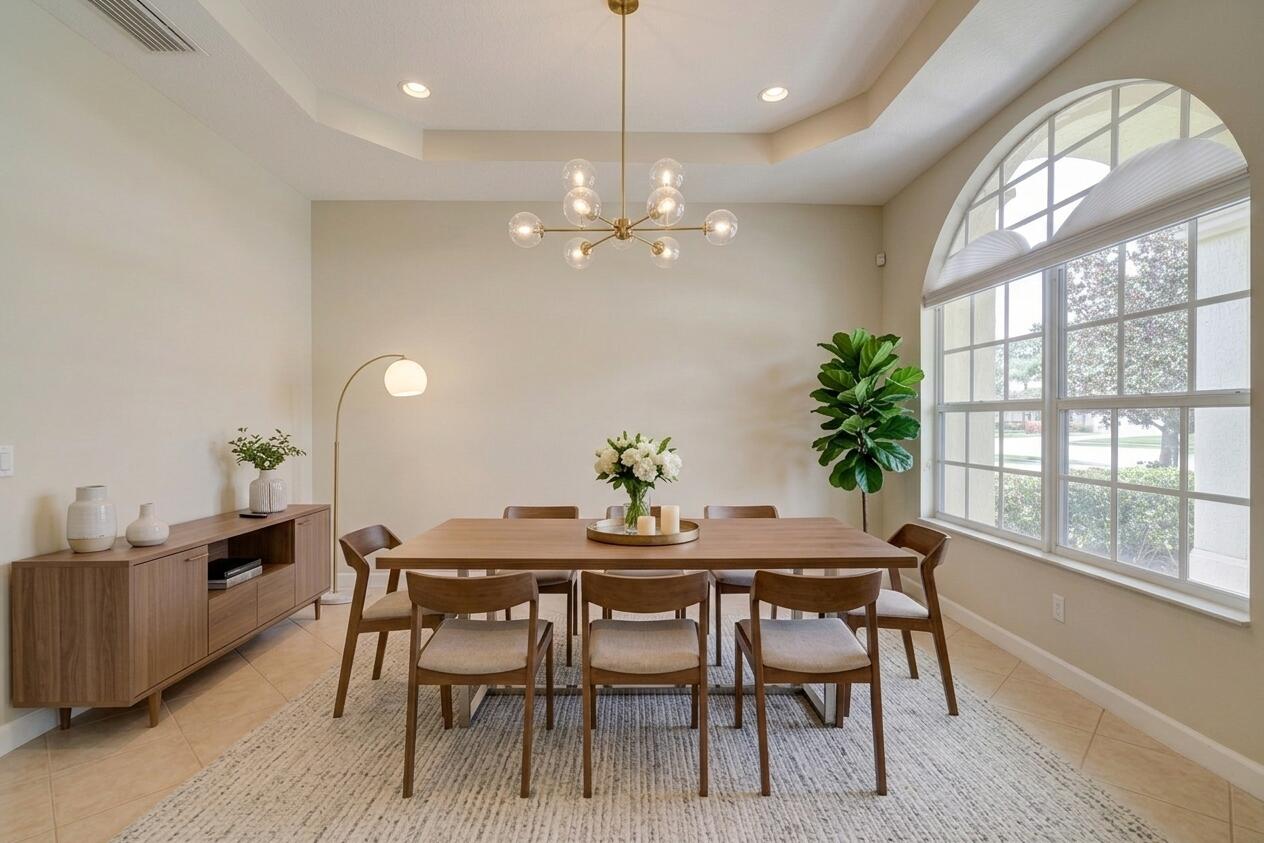 LAKES AT PGA VILLAGE - Residential Lease