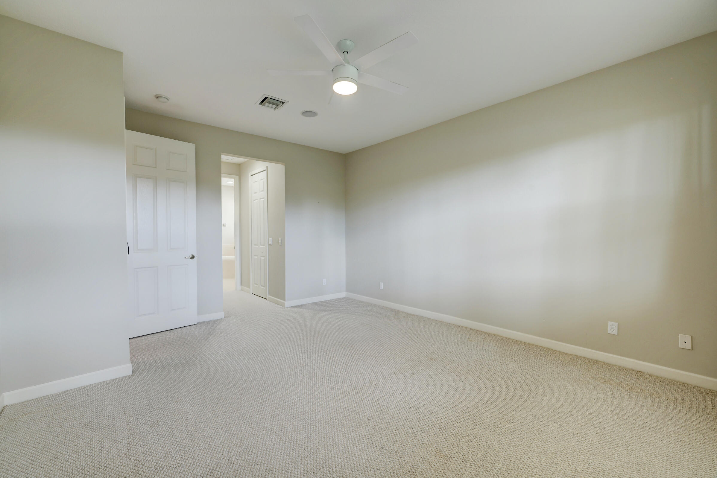 LAKES AT PGA VILLAGE - Residential Lease