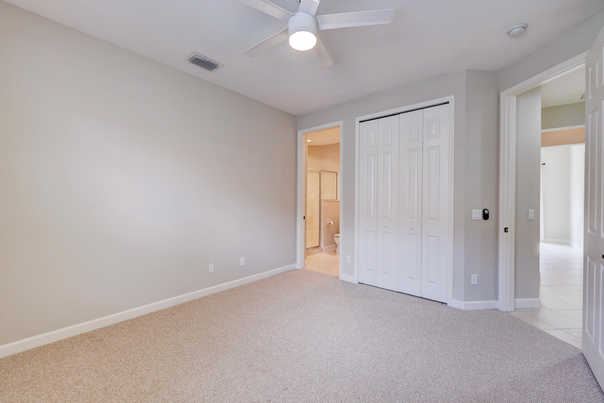 LAKES AT PGA VILLAGE - Residential Lease