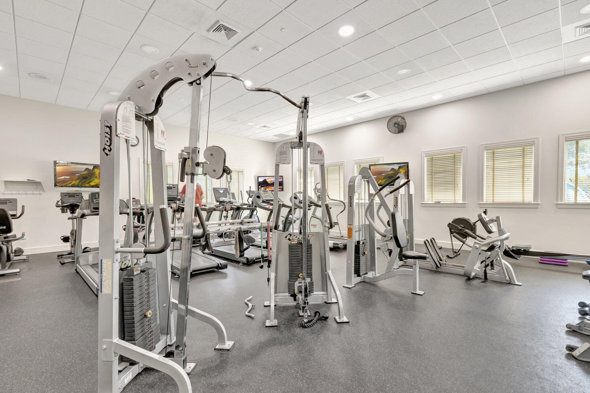 LAKES AT PGA VILLAGE - Residential Lease