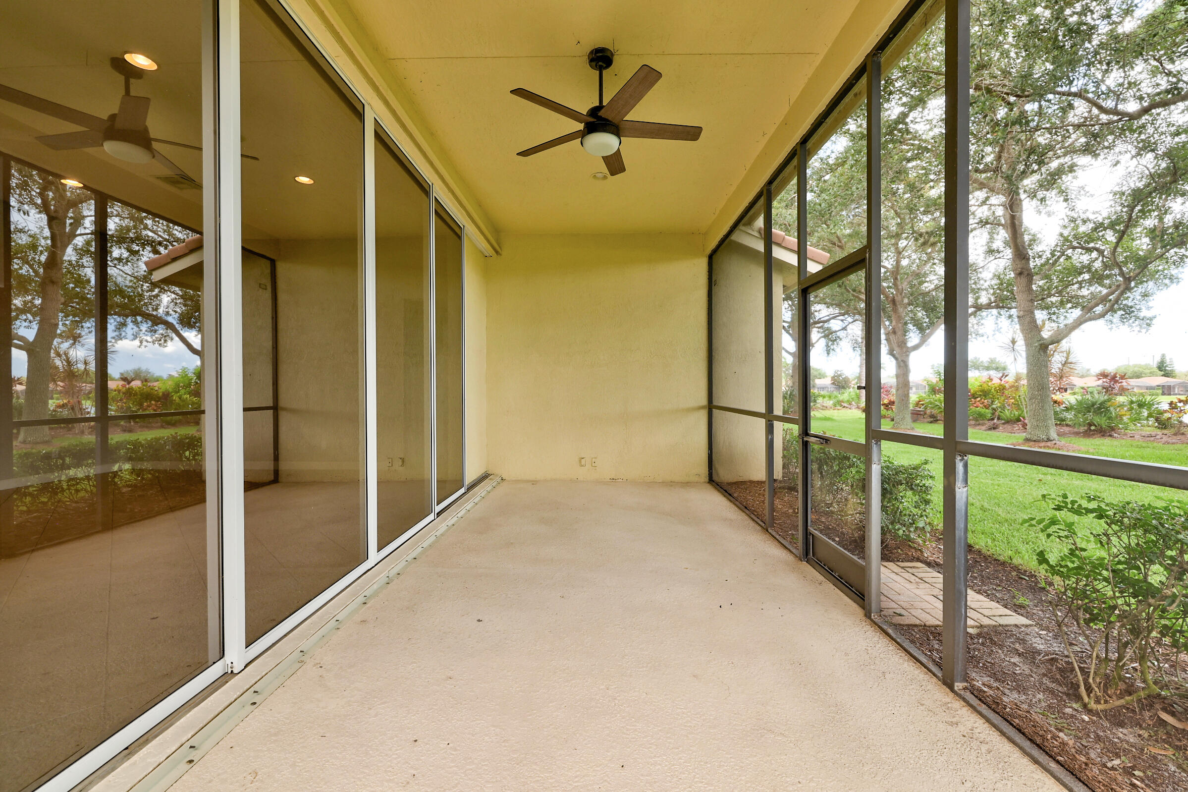 LAKES AT PGA VILLAGE - Residential Lease