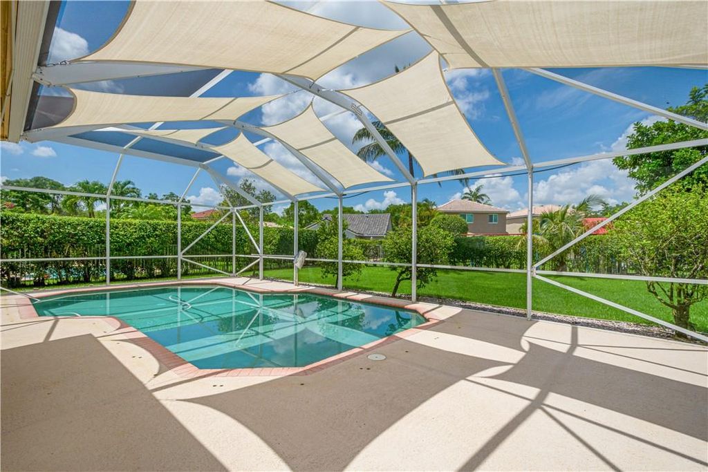 Photo of 4108 Staghorn Ln, Weston, FL 33331 (MLS # F10385579)