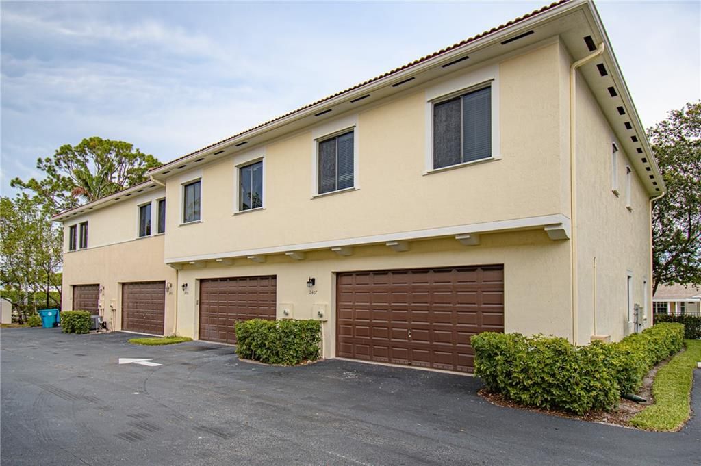 Photo of 2407 Venetian Way, Boynton Beach, FL 33426 (MLS # F10326563)