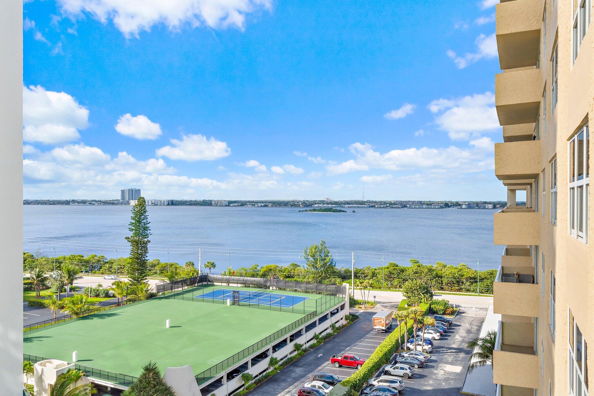 AQUARIUS CONDO - Residential Lease