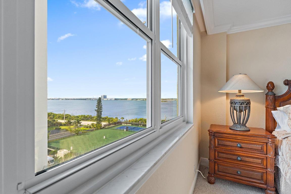 AQUARIUS CONDO - Residential Lease