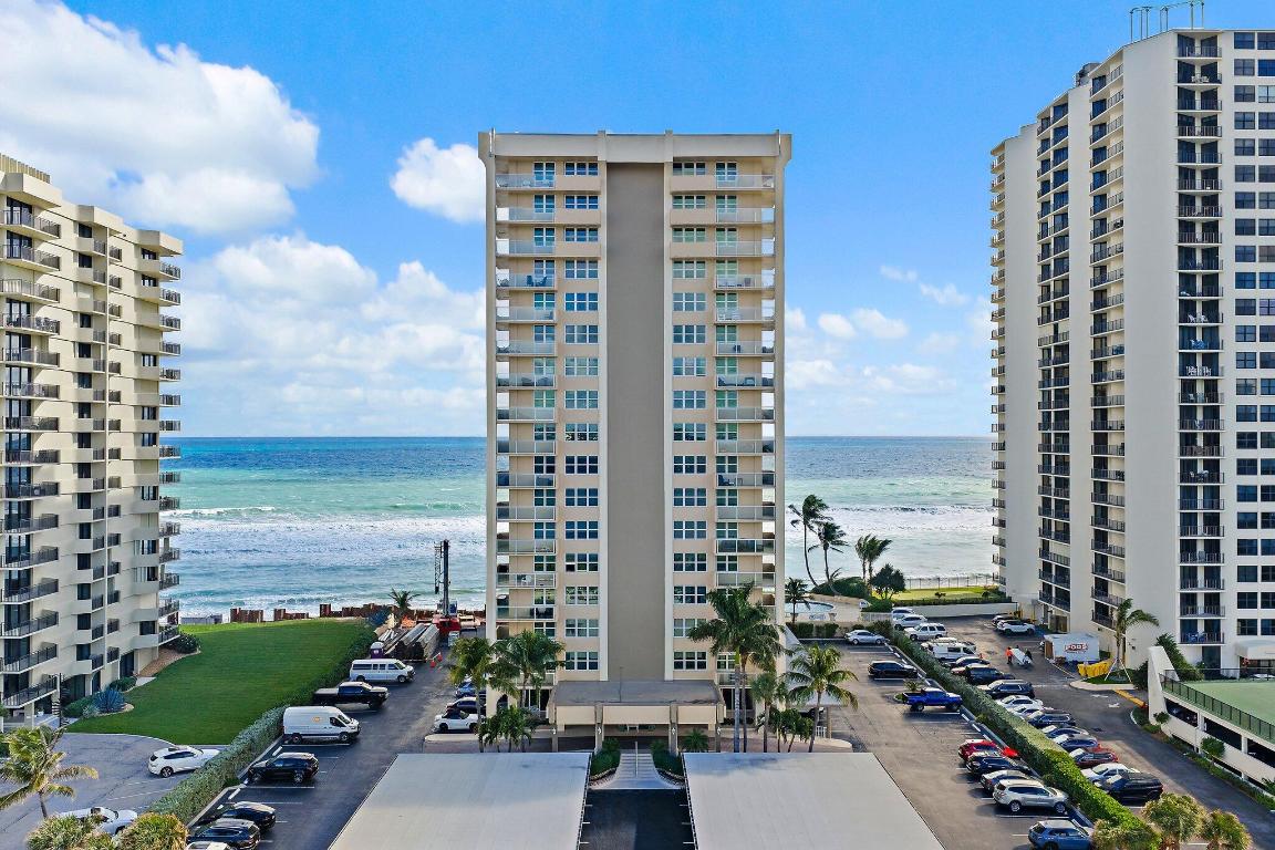 AQUARIUS CONDO - Residential Lease