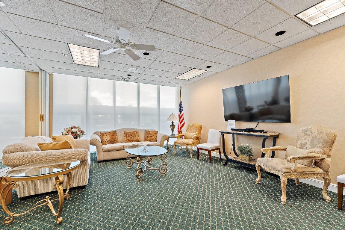 AQUARIUS CONDO - Residential Lease