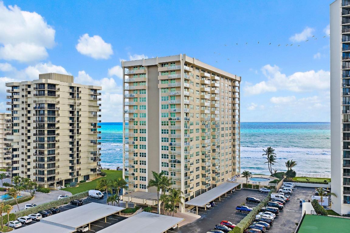 AQUARIUS CONDO - Residential Lease
