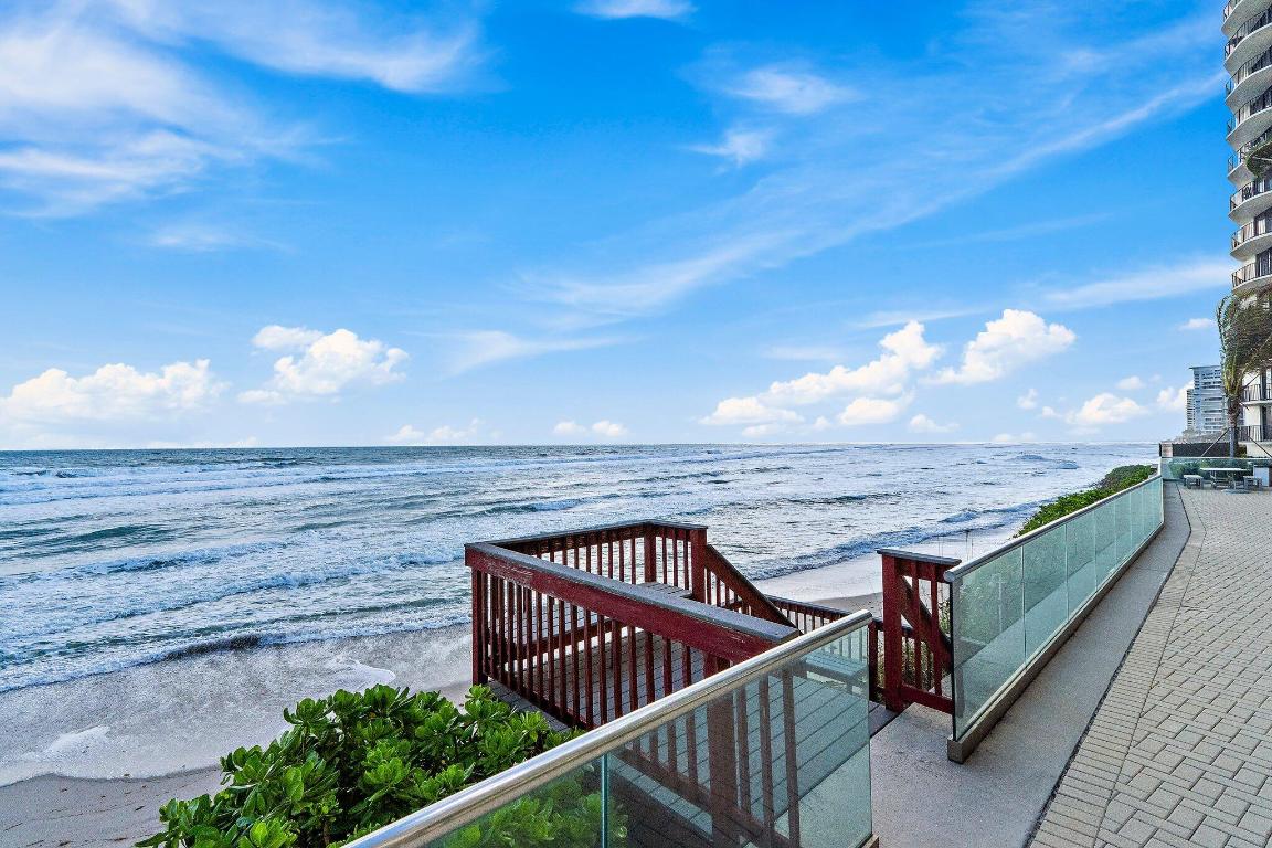 AQUARIUS CONDO - Residential Lease