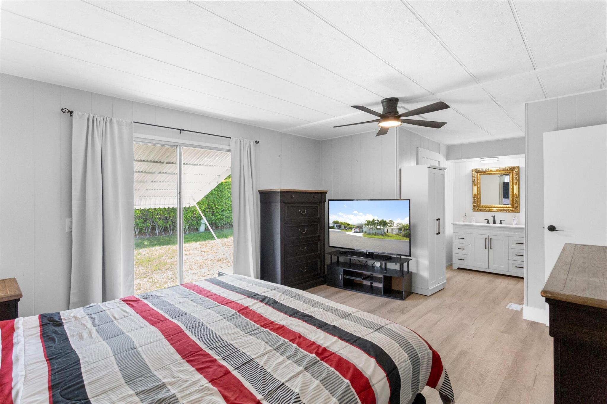 JAMAICA BAY MOBILE HOME C - Residential