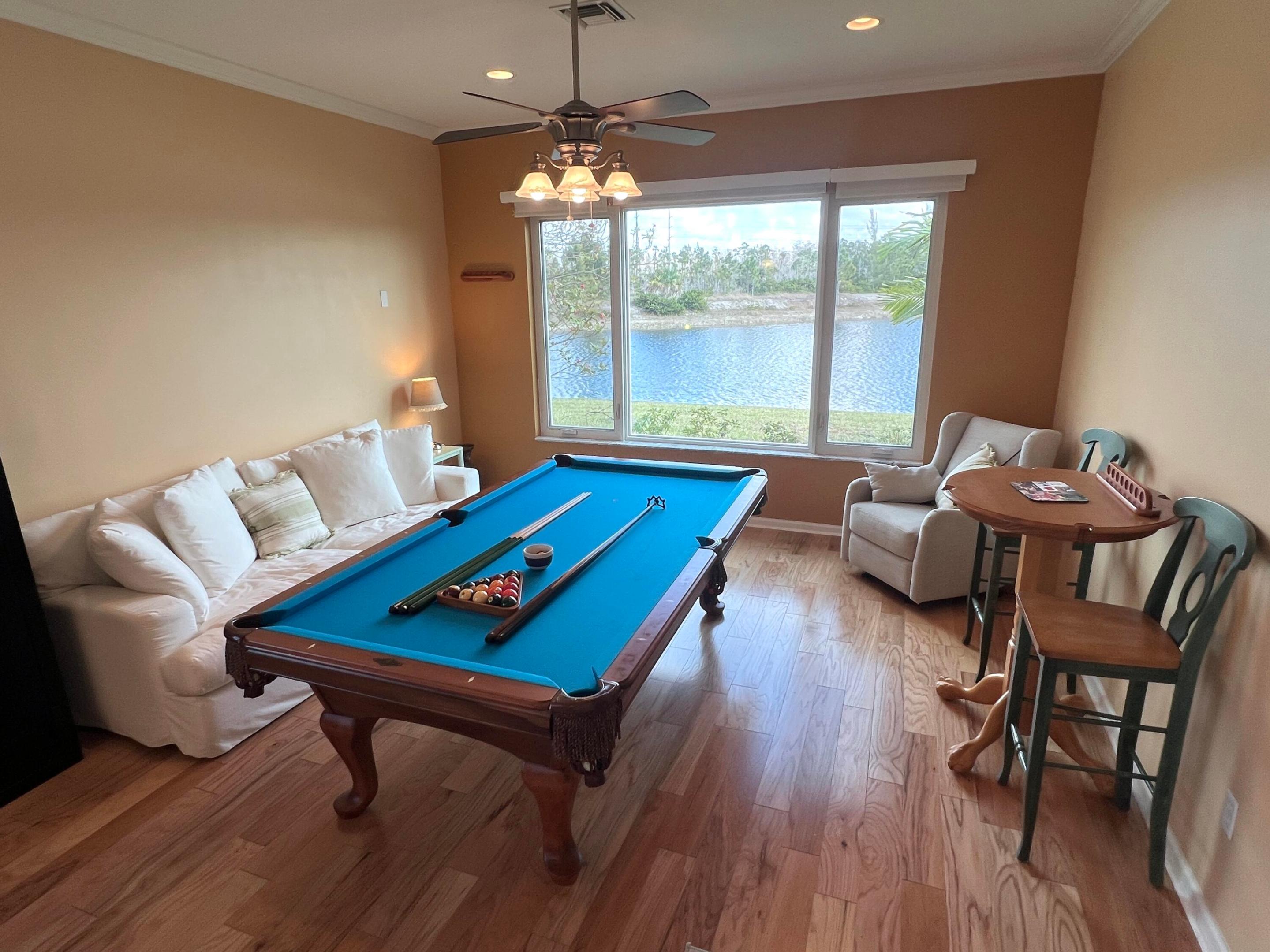 ANDROS ISLE - Residential