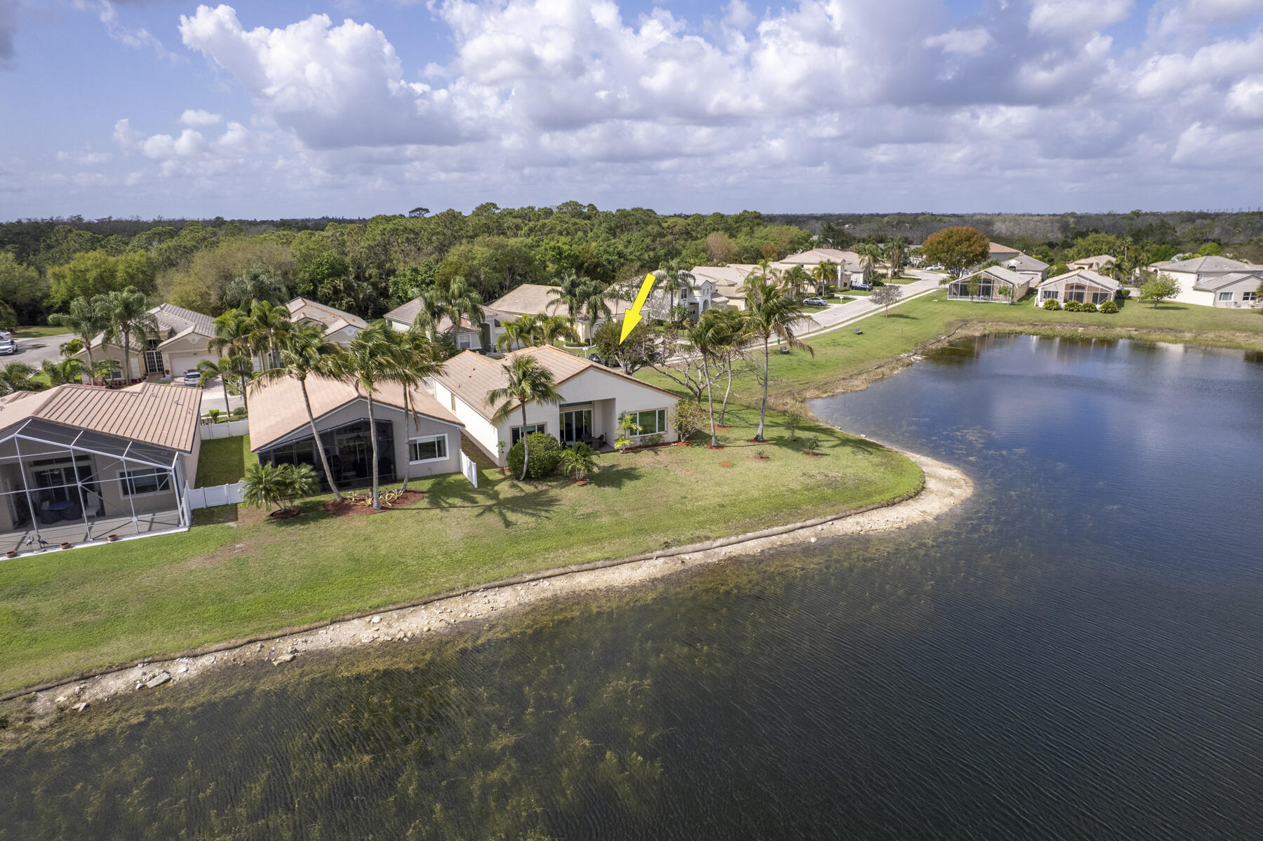 ANDROS ISLE - Residential