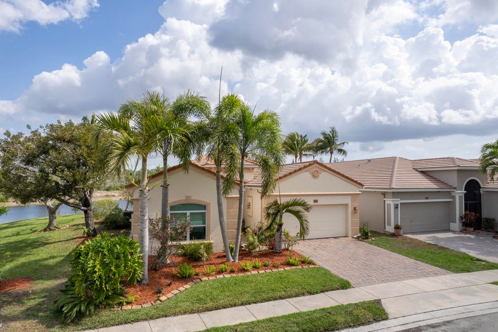 Photo of 4552 N San Andros, West Palm Beach, FL 33411 (MLS # B26007643)