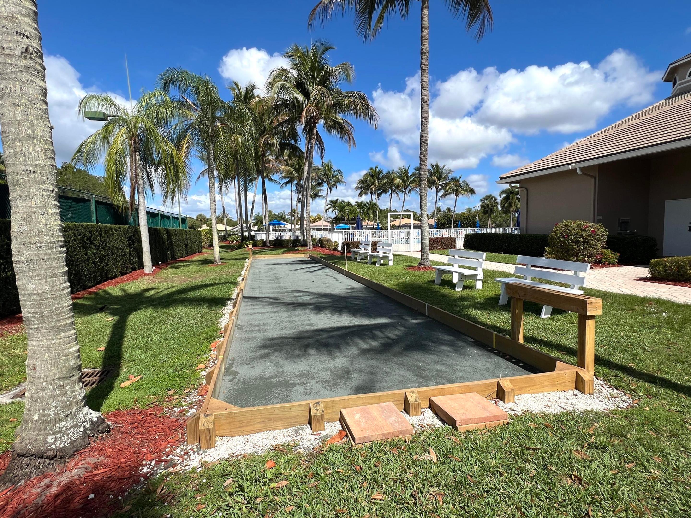 ANDROS ISLE - Residential