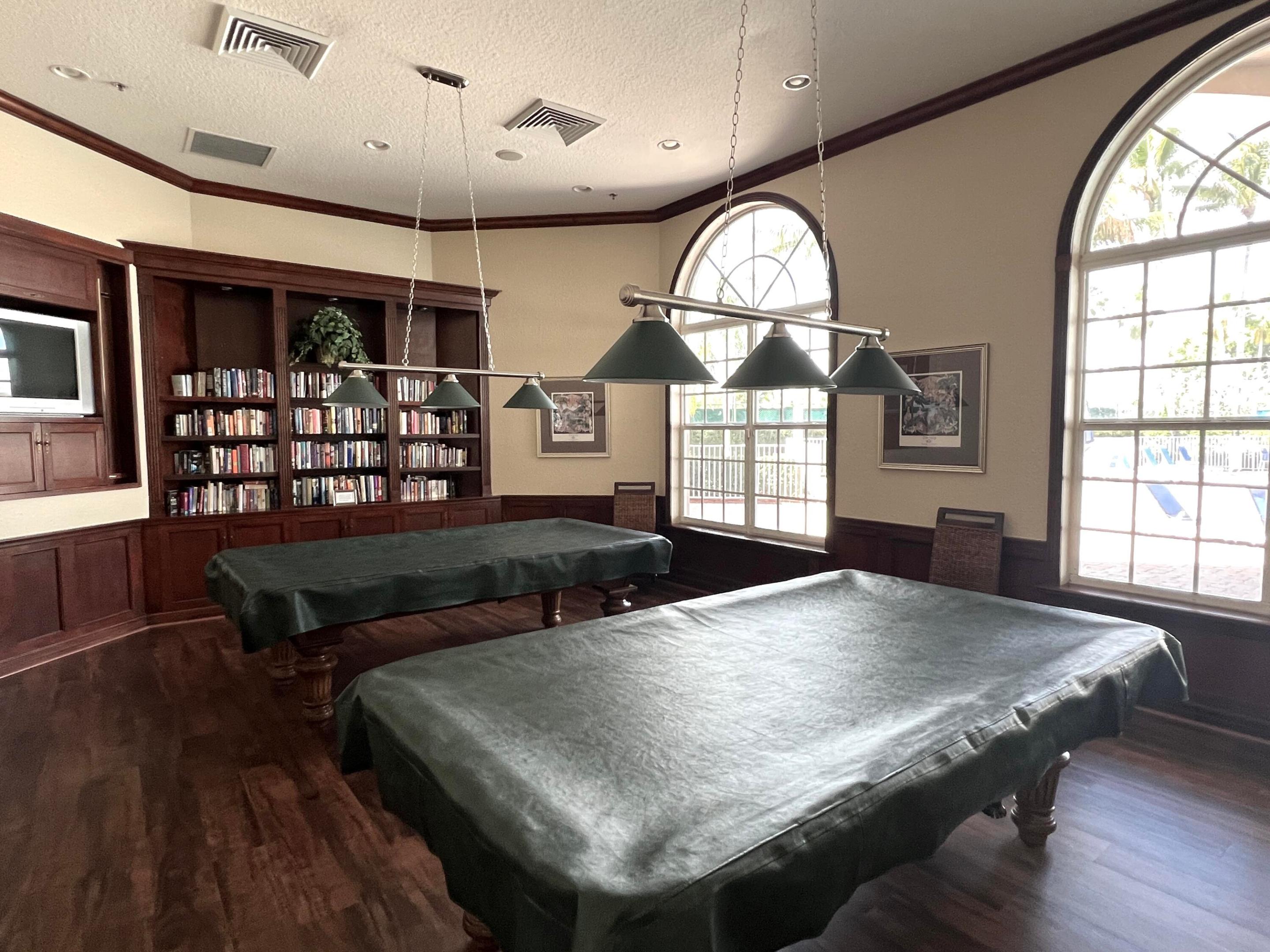 ANDROS ISLE - Residential