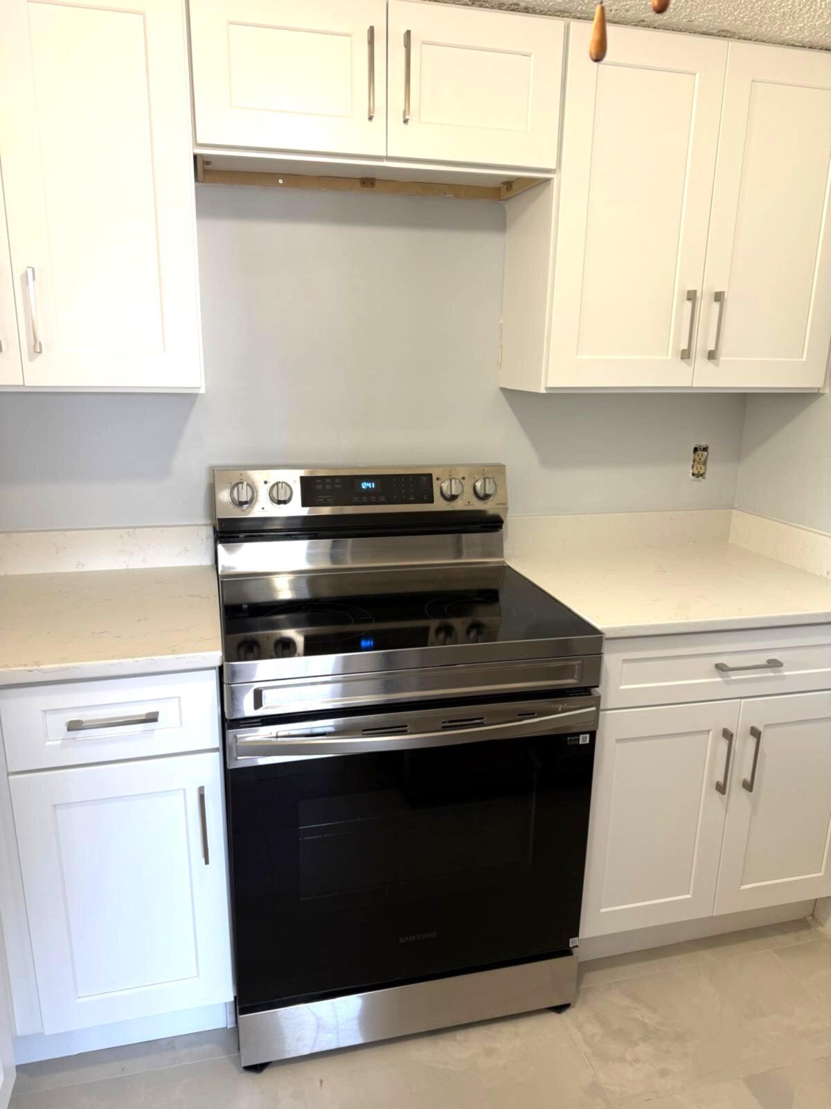 MIDPORT PLACE II, A CONDOMINIUM - Residential Lease