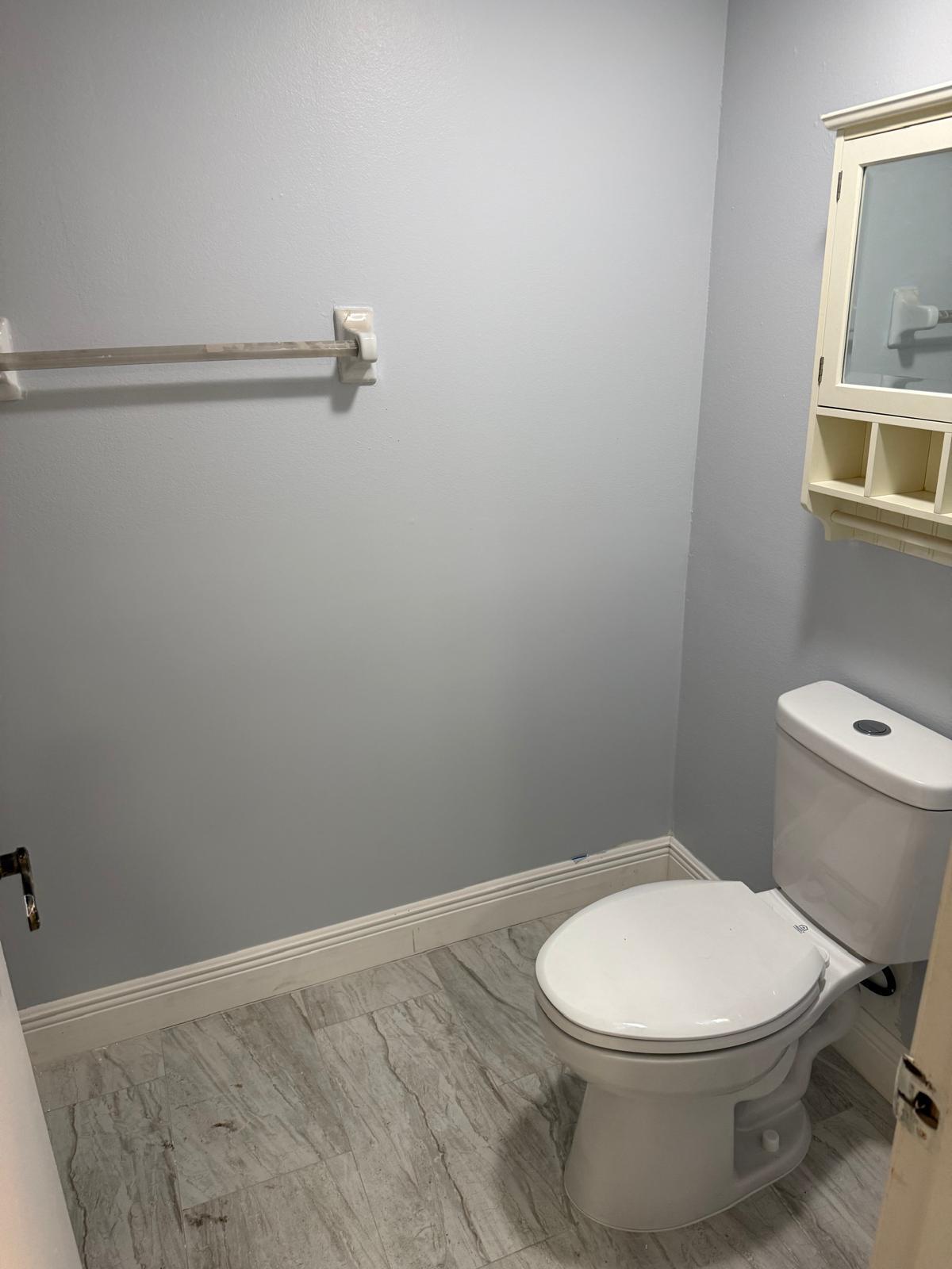 MIDPORT PLACE II, A CONDOMINIUM - Residential Lease