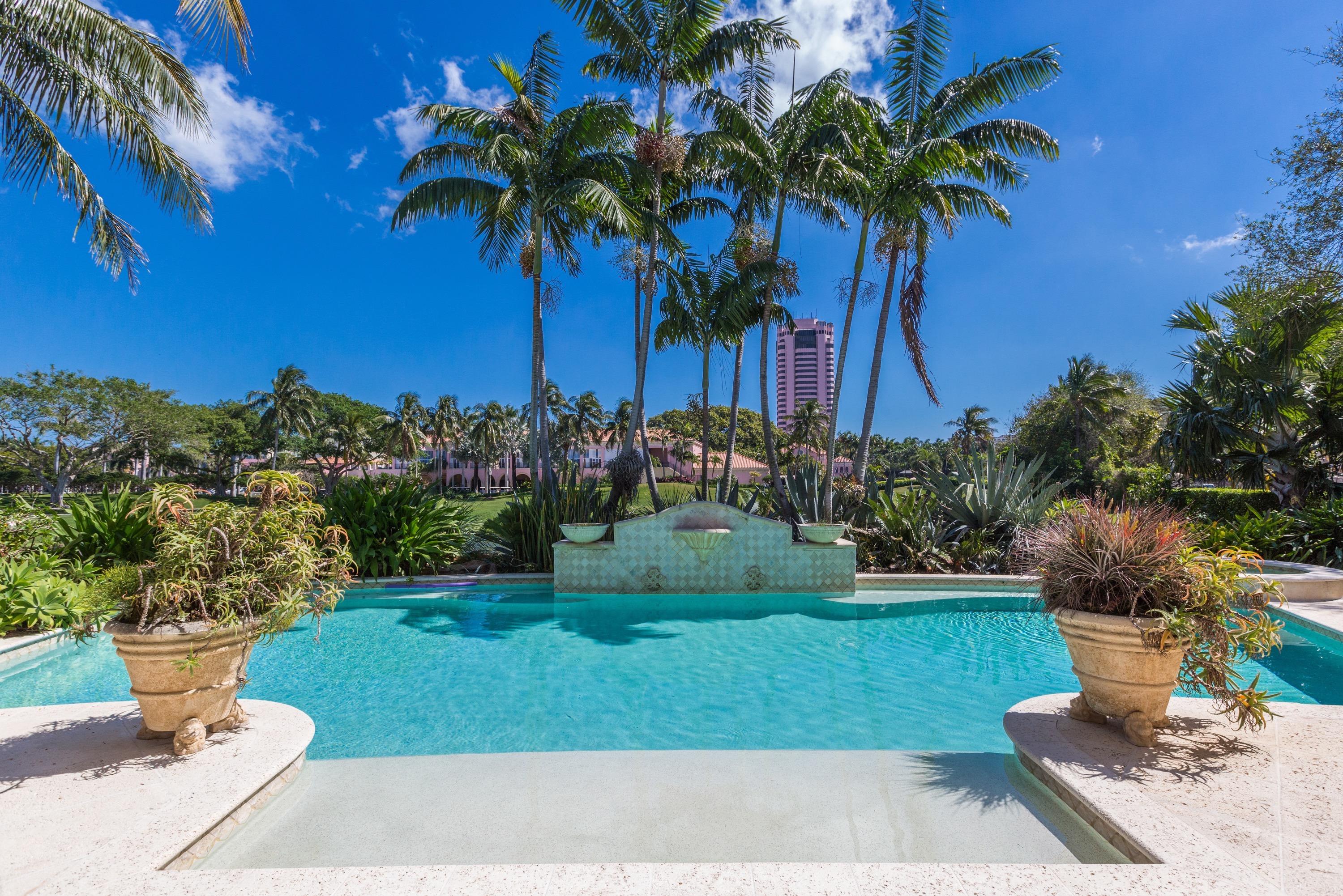 MIZNER LAKE ESTATES - Residential