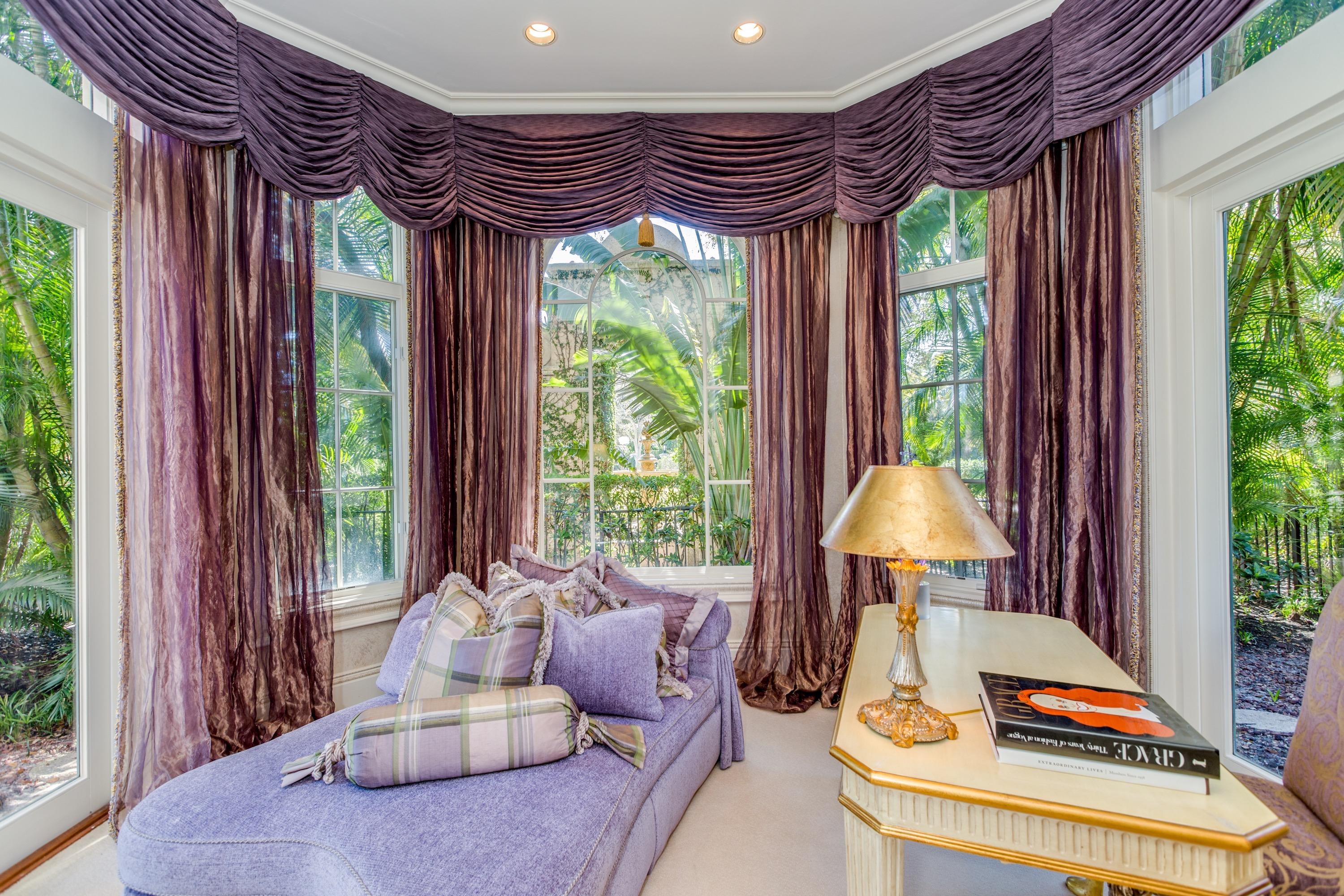 MIZNER LAKE ESTATES - Residential