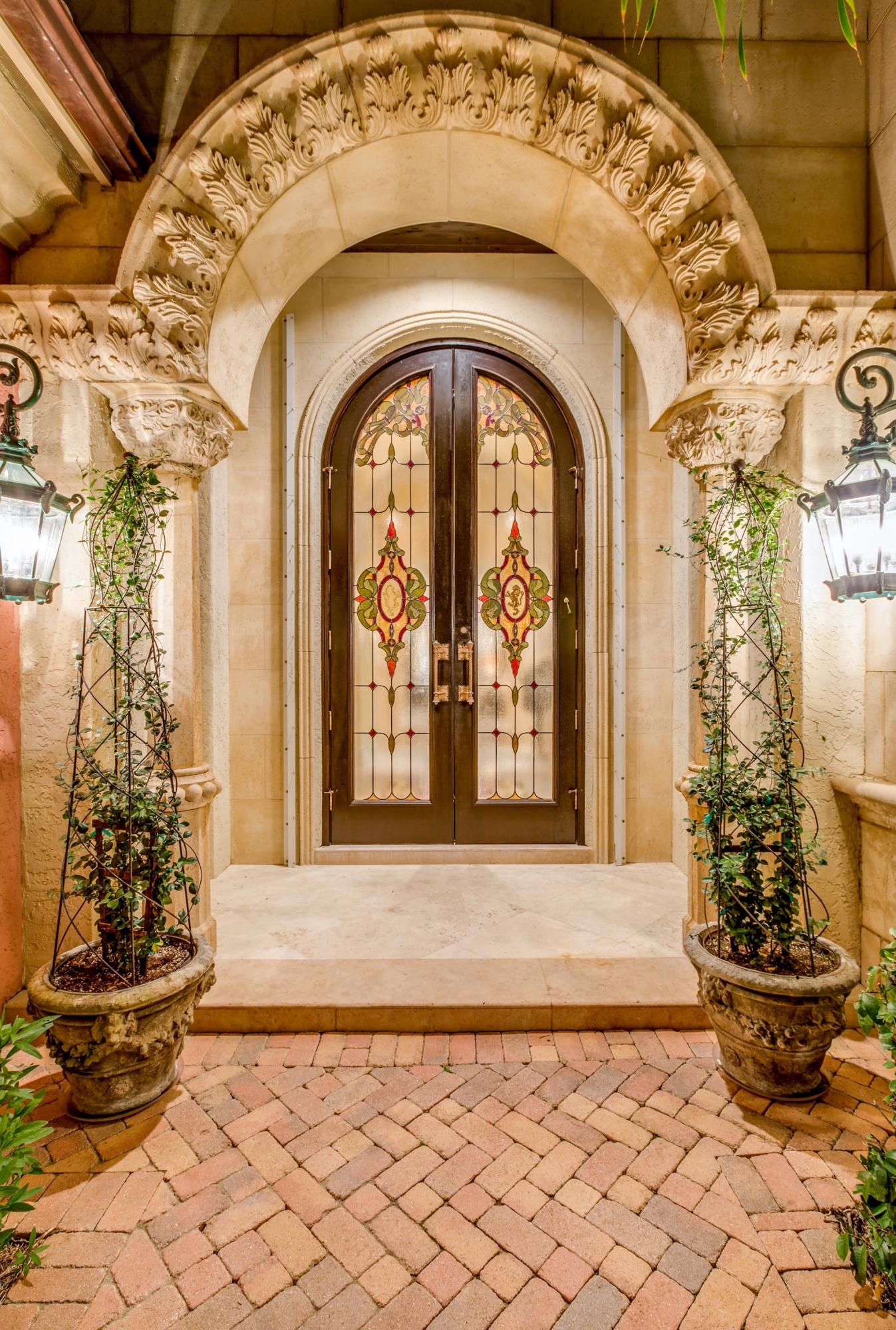 MIZNER LAKE ESTATES - Residential