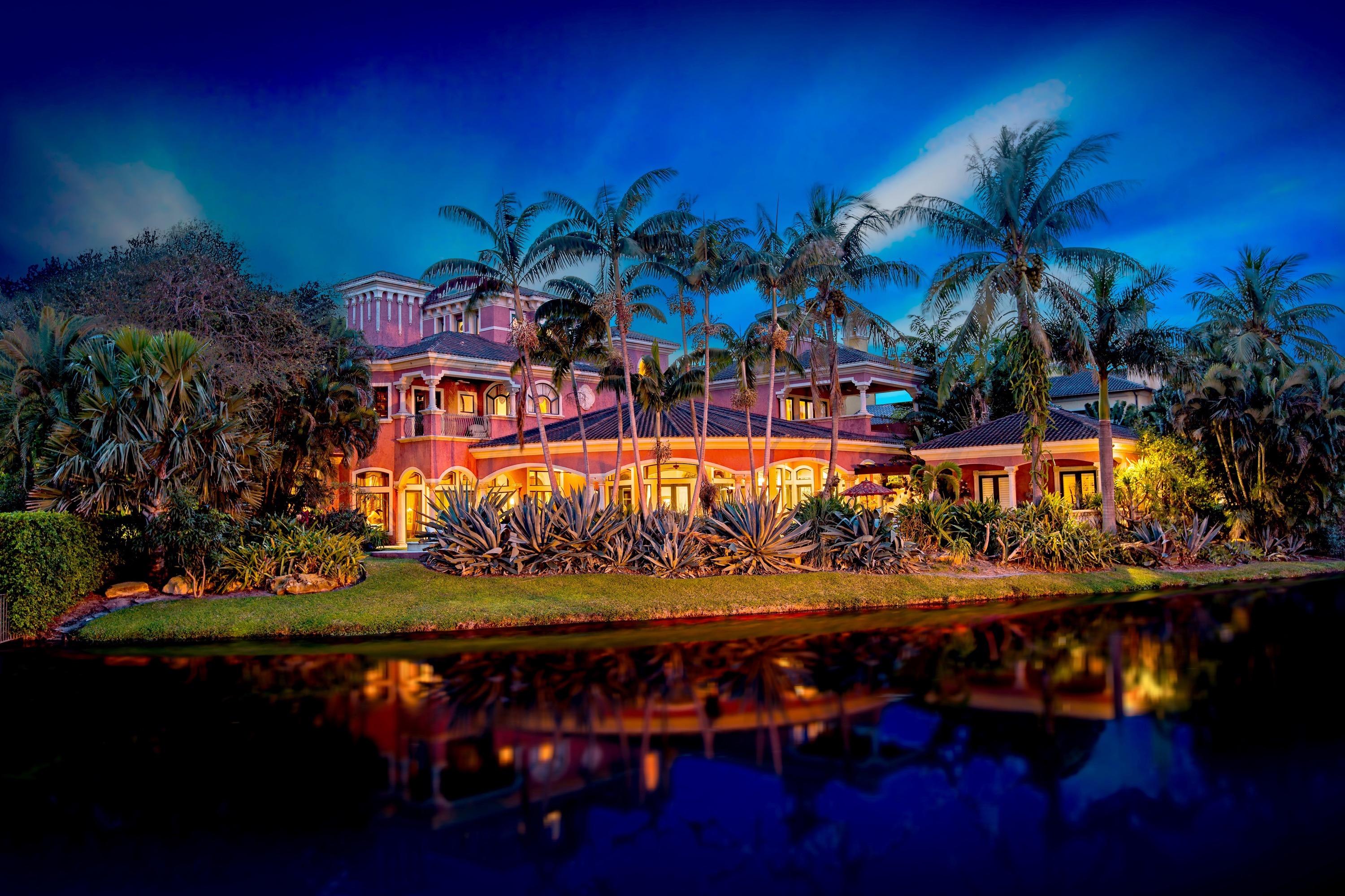 MIZNER LAKE ESTATES - Residential
