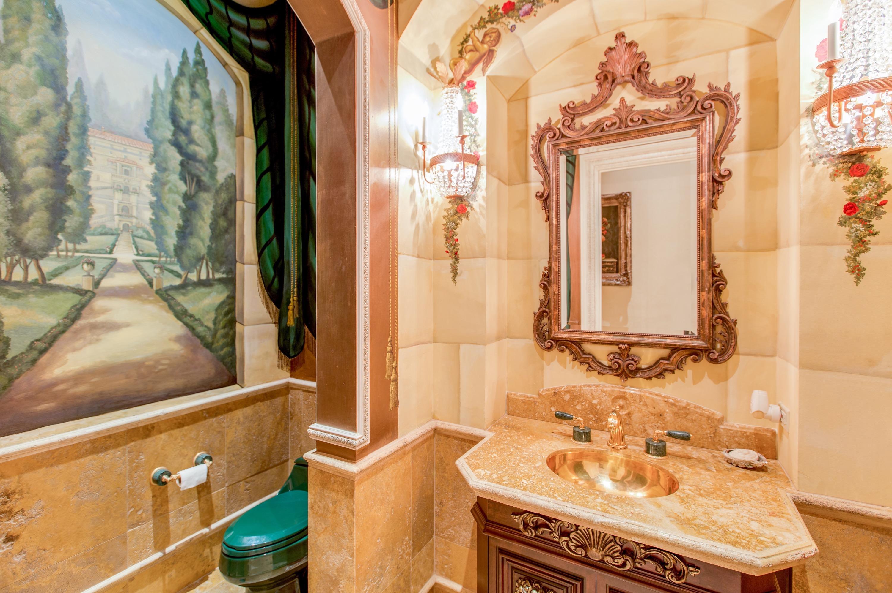 MIZNER LAKE ESTATES - Residential