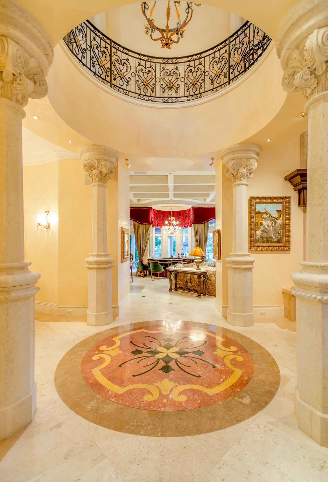 MIZNER LAKE ESTATES - Residential