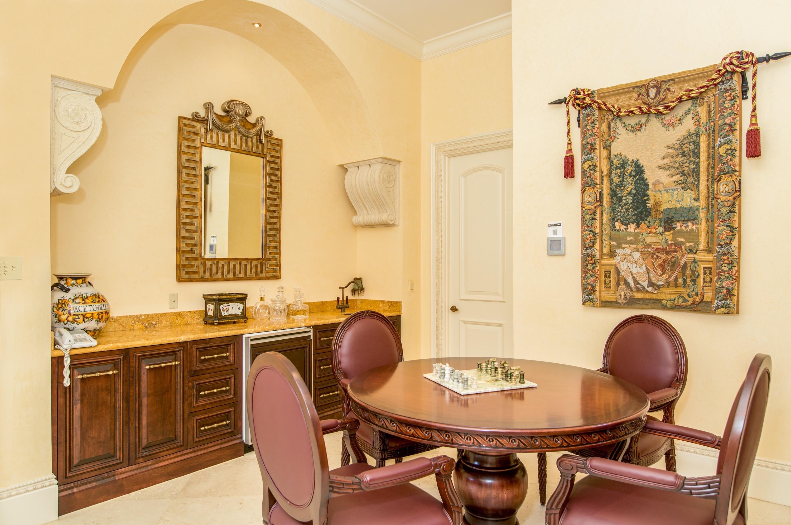 MIZNER LAKE ESTATES - Residential