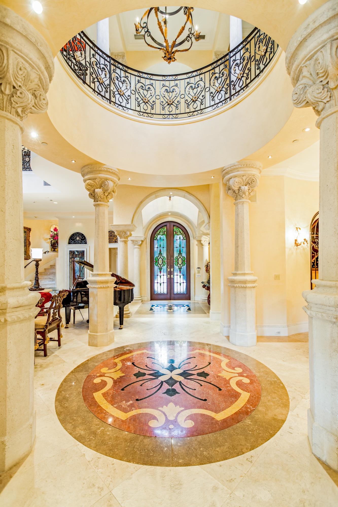 MIZNER LAKE ESTATES - Residential