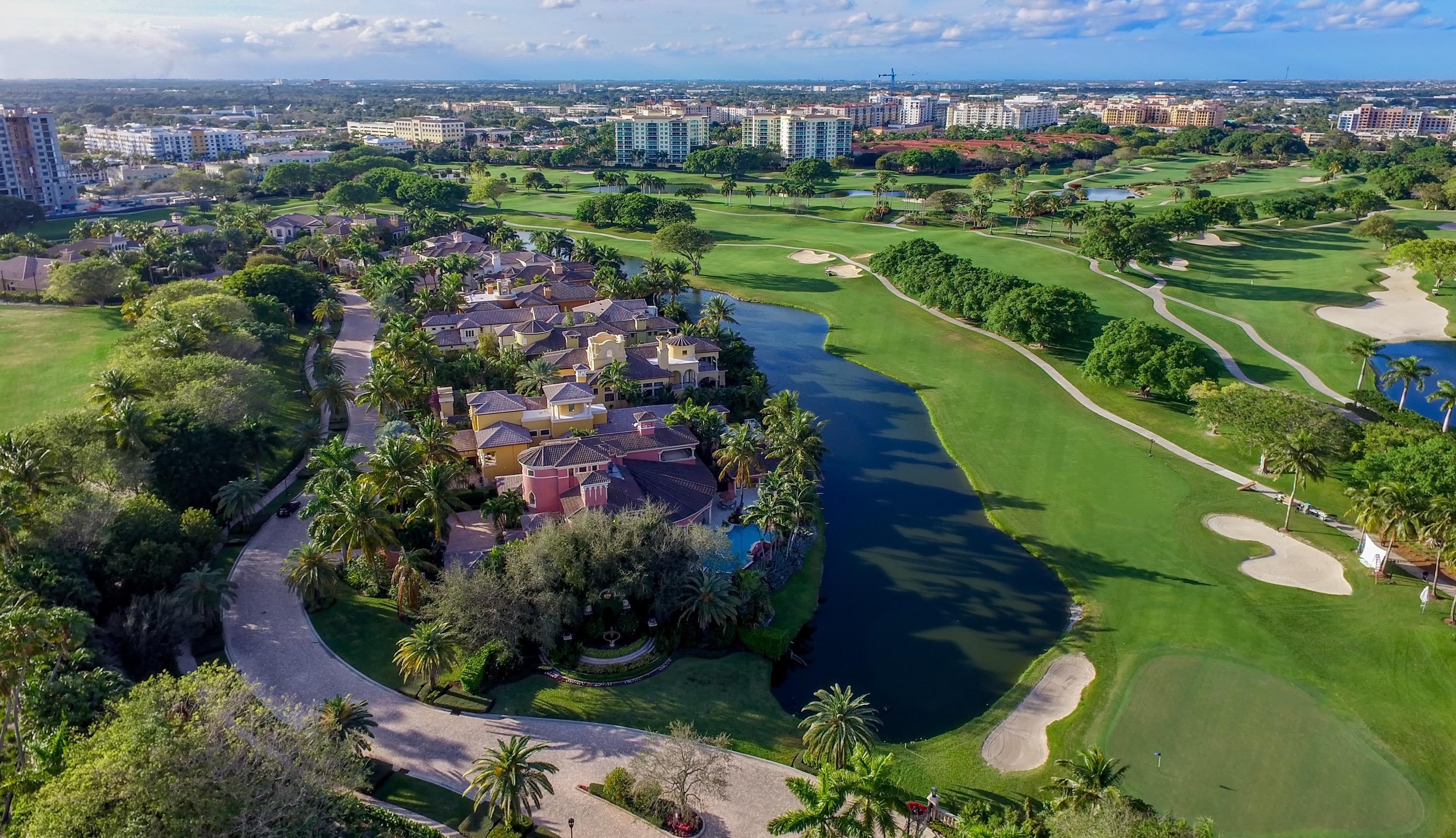 MIZNER LAKE ESTATES - Residential