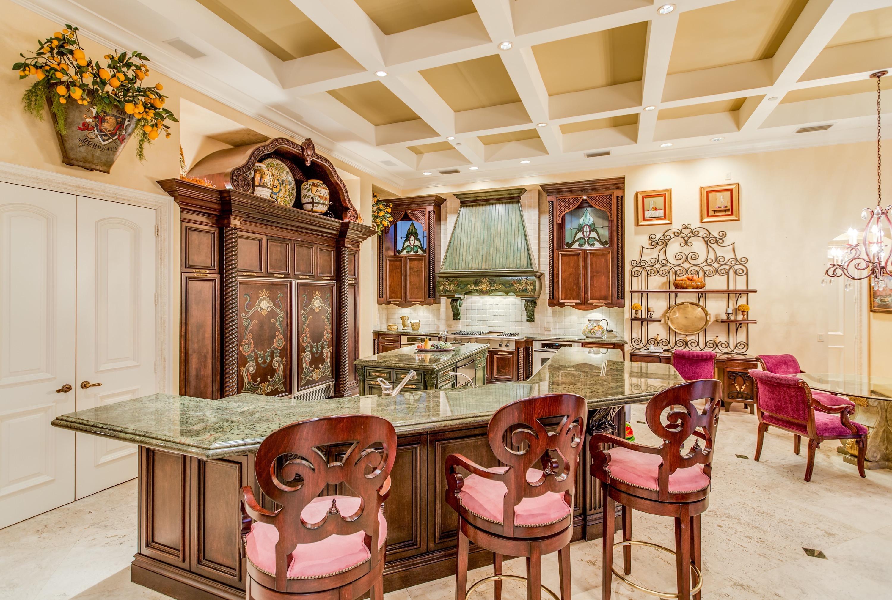 MIZNER LAKE ESTATES - Residential