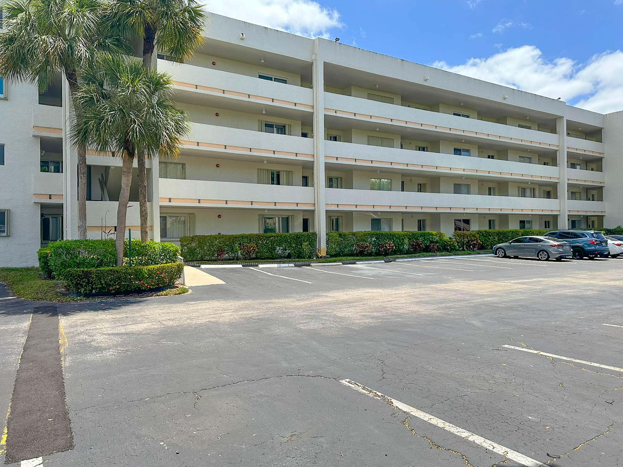 POINCIANA LAKES - Residential