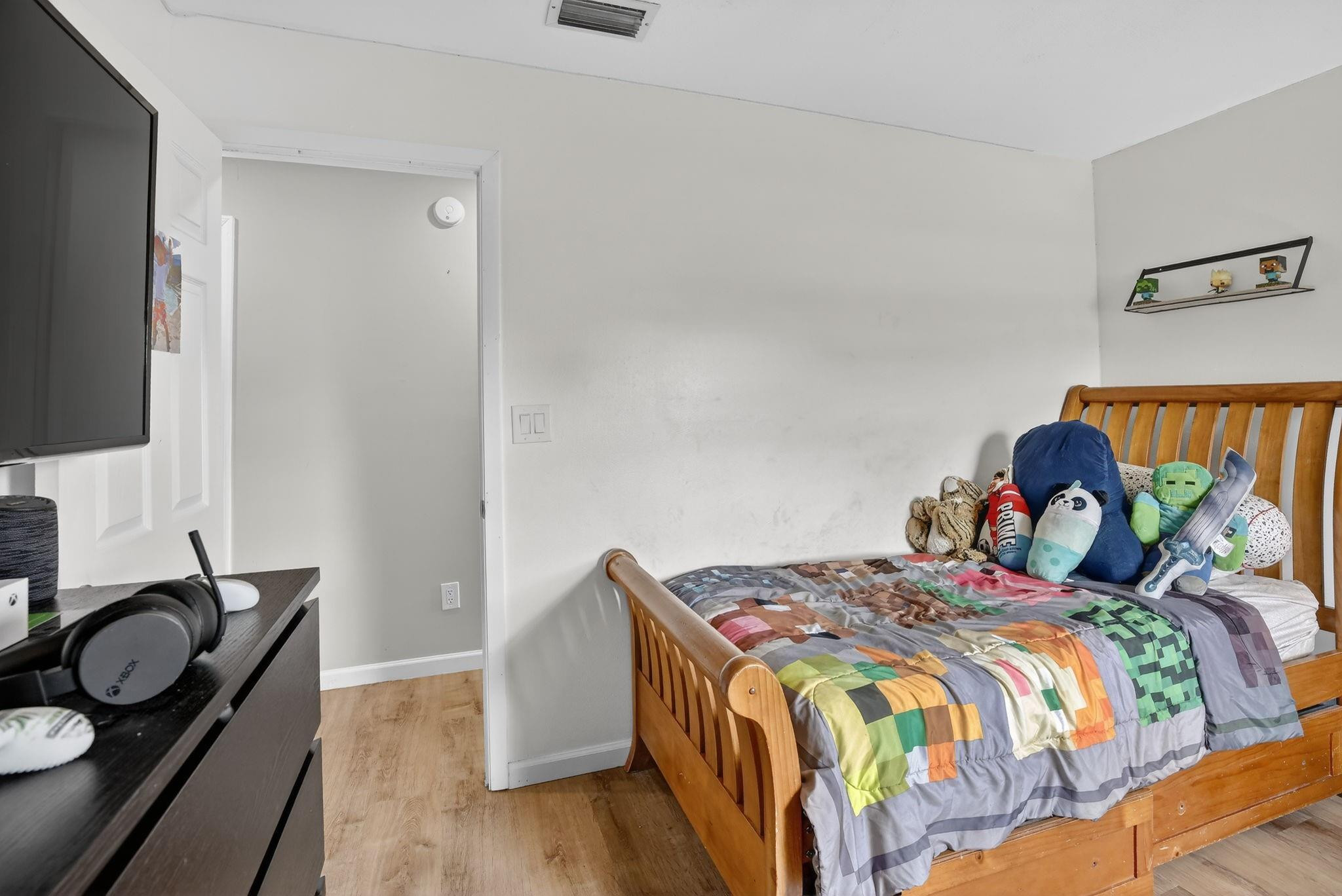 Briar Estates 90-5 B - Residential