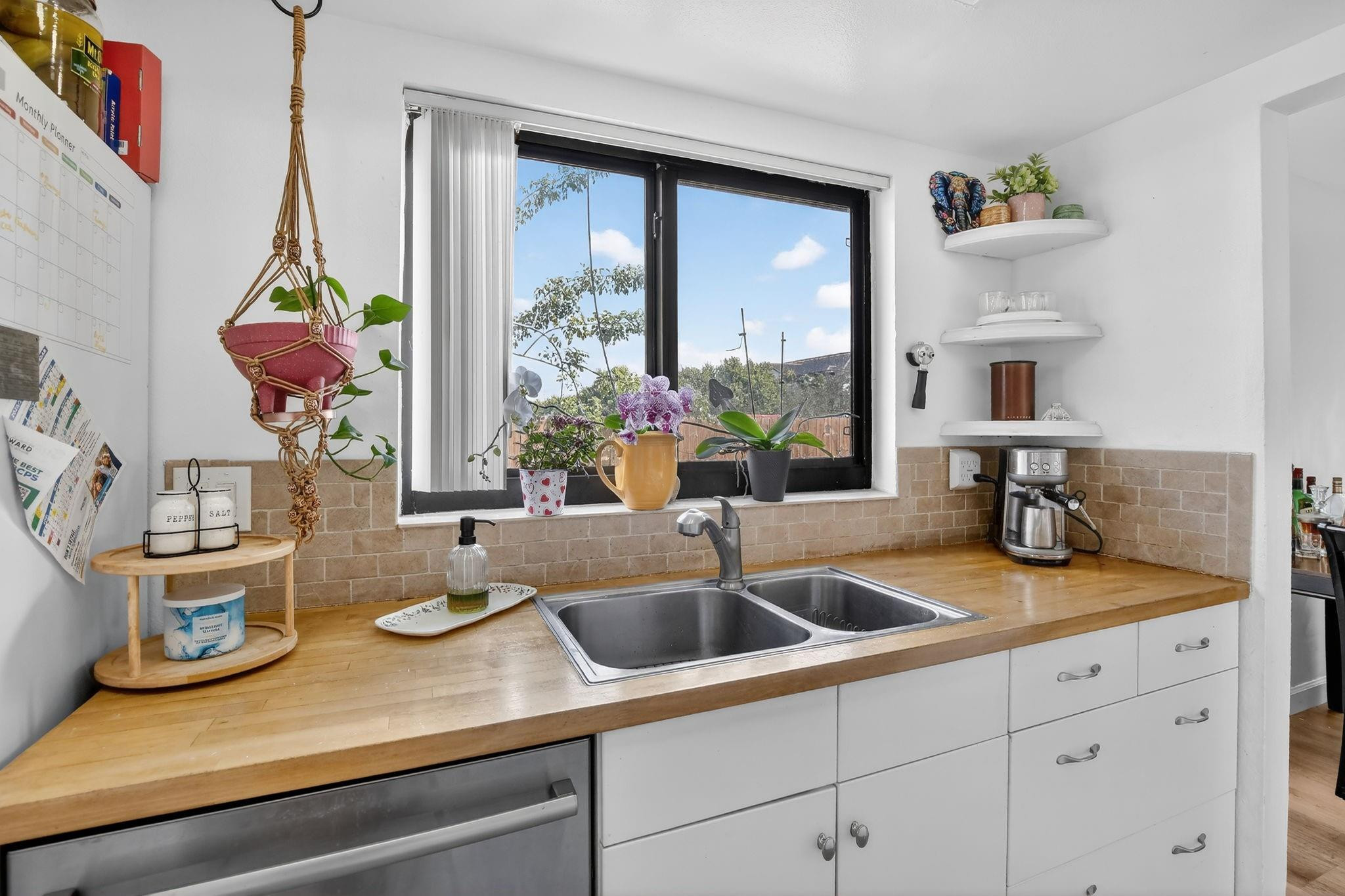 Briar Estates 90-5 B - Residential